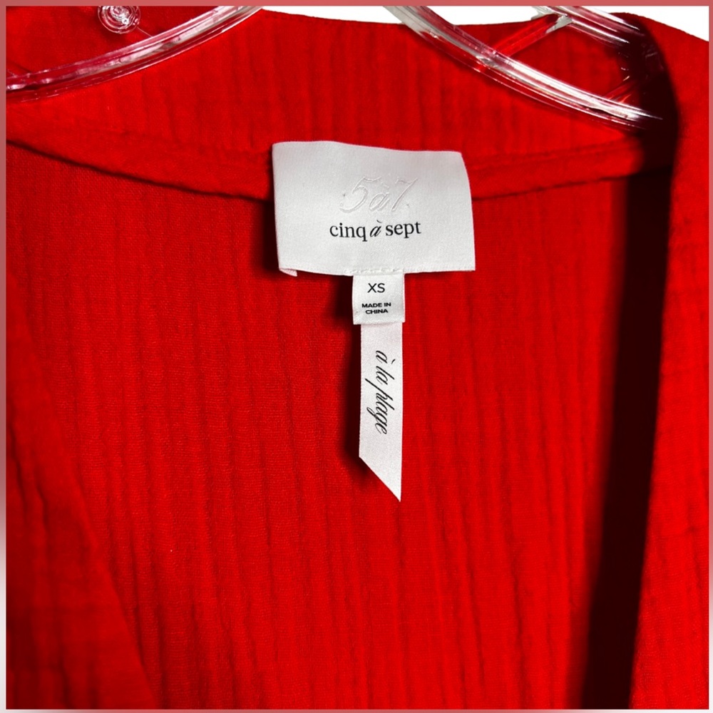 Cinq à Sept Vibrant Red Women's Robe - Picture 2 of 9